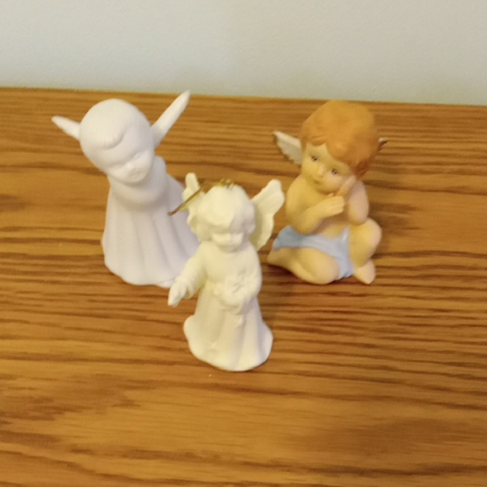Charming Angel Figurine Set Of 3 Ceramic - White and Tan